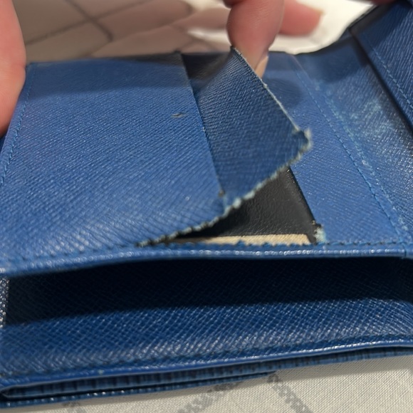 Louis Vuitton Vintage Blue Wallet - Picture 6 of 7